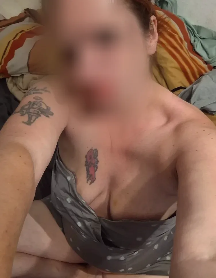 Chiara, 36