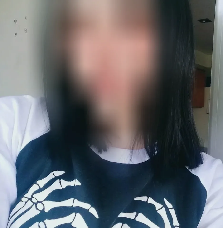 Selina, 20